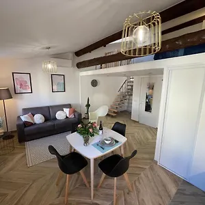 Renting - Massena - Loft - Heart Of Vieil - The Market With Sea View Appartamento Antibes