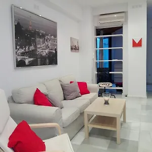 Céntrico Con Patio Privado Appartamento Siviglia